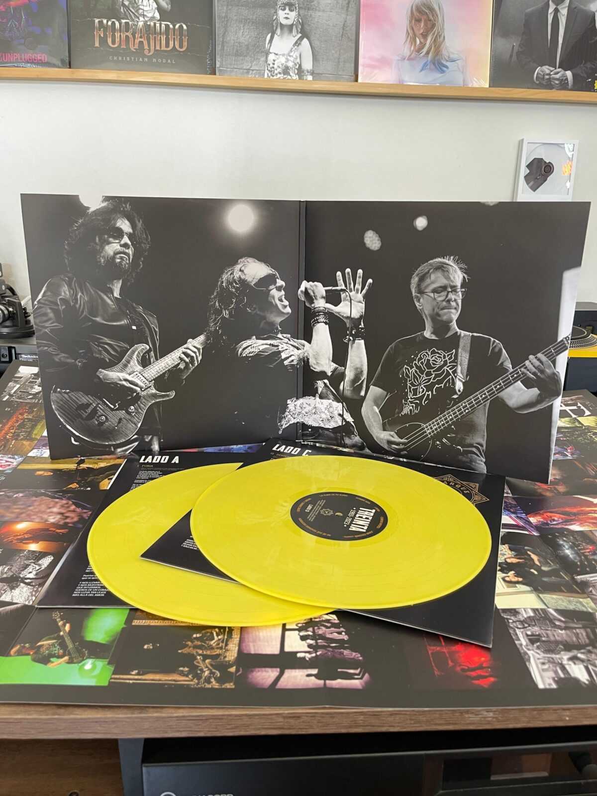El Parque – TREINTA (Edición limitada 2LP Color Amarillo + Poster)