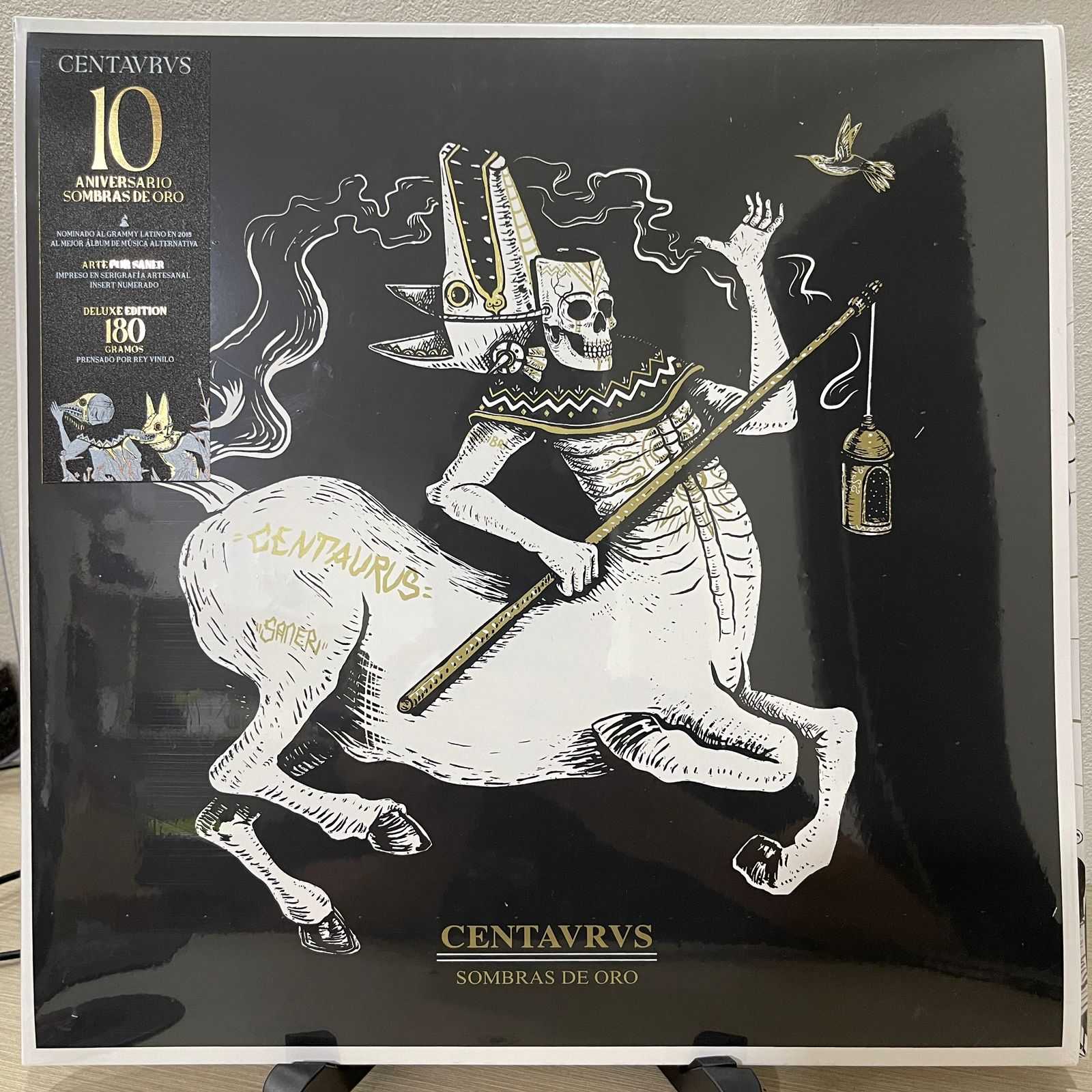 centavrvs-sombras-de-oro