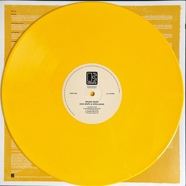 Bruno Mars – Doo-Wops & Hooligans [Limited Edition Yellow Vinyl] (Usado)