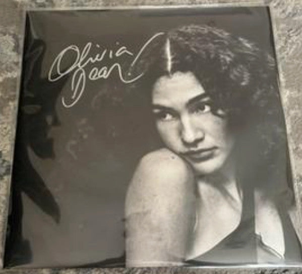 Olivia Dean – Art of Loving (Transparent Vinyl) (I) 🇺🇸