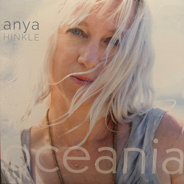 Anya Hinkle – Oceania 🇺🇸