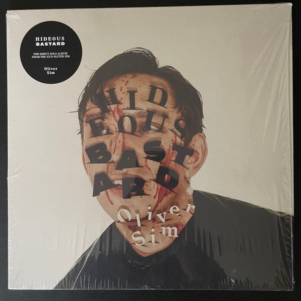 Oliver Sim – Hideous Bastard 🇺🇸