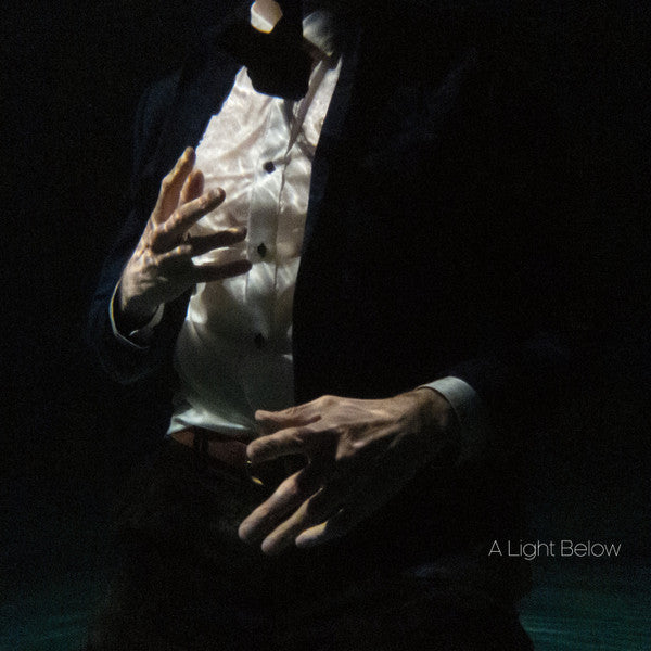 Christopher Tignor – Light Below 🇺🇸