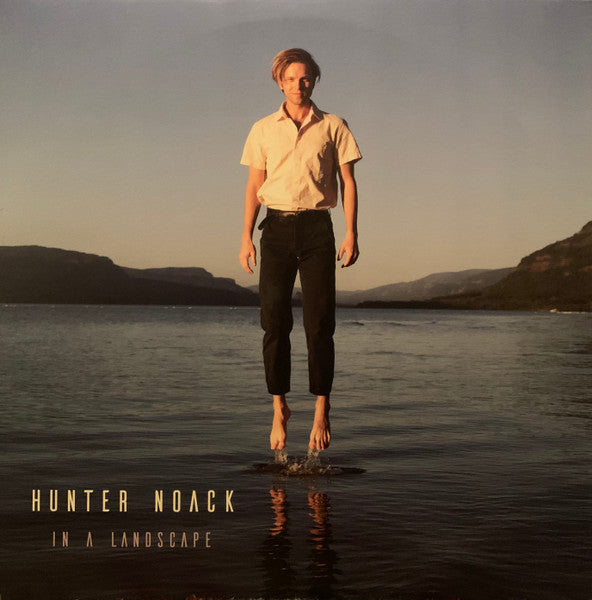 Hunter Noack – In a Landscape 🇺🇸