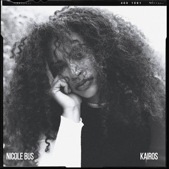 Nicole Bus – Kairos 🇺🇸