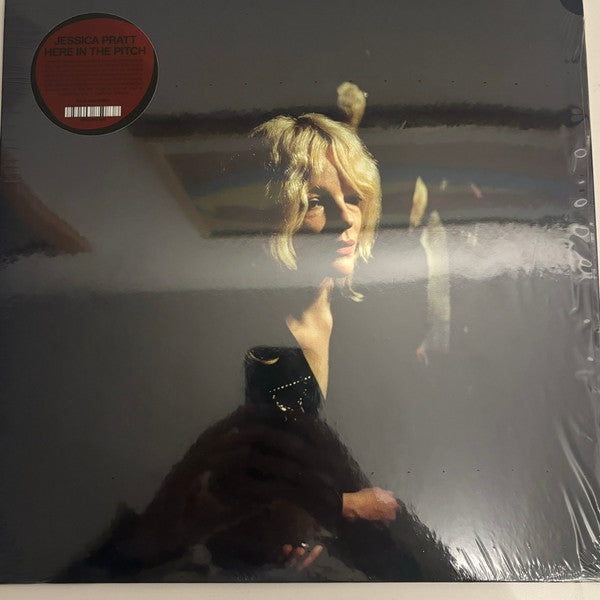 Jessica Pratt – Here in the Pitch (Gold Vinyl) 🇺🇸