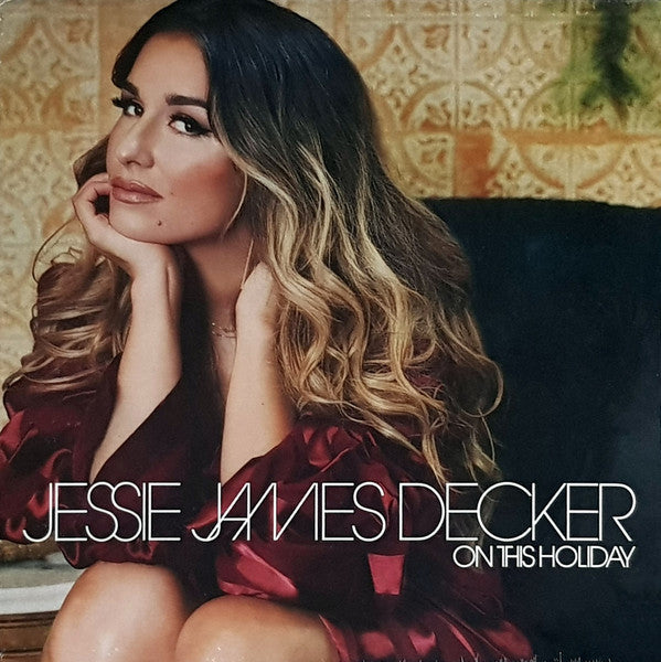 Jessie James Decker – On This Holiday 🇺🇸