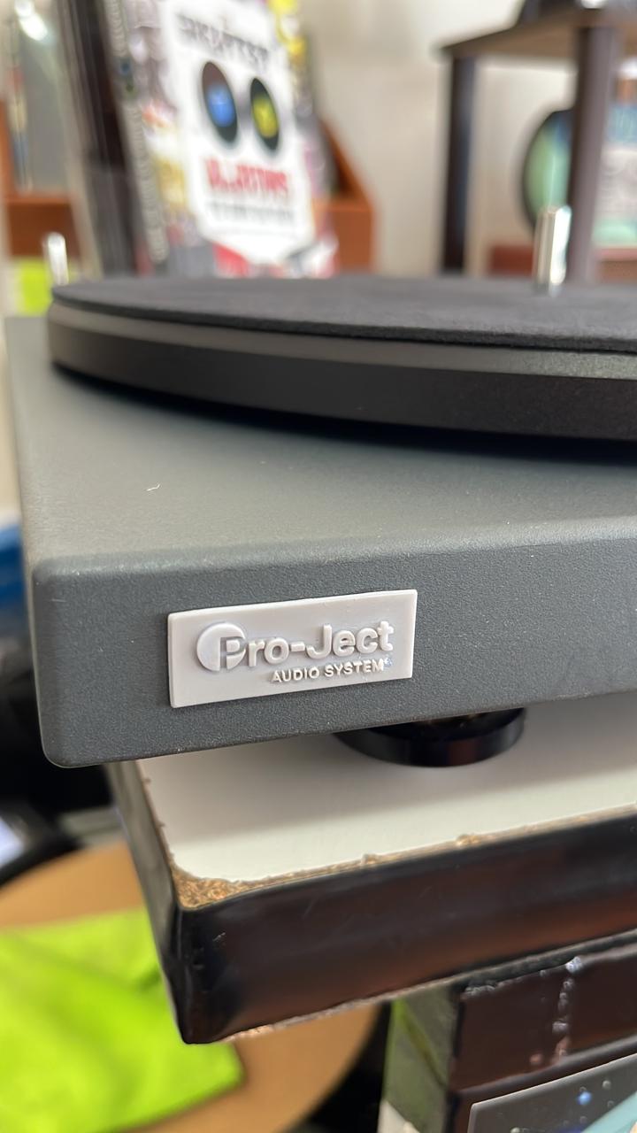 Tornamesa Pro-Ject Xpression II con mejoras (Usada)