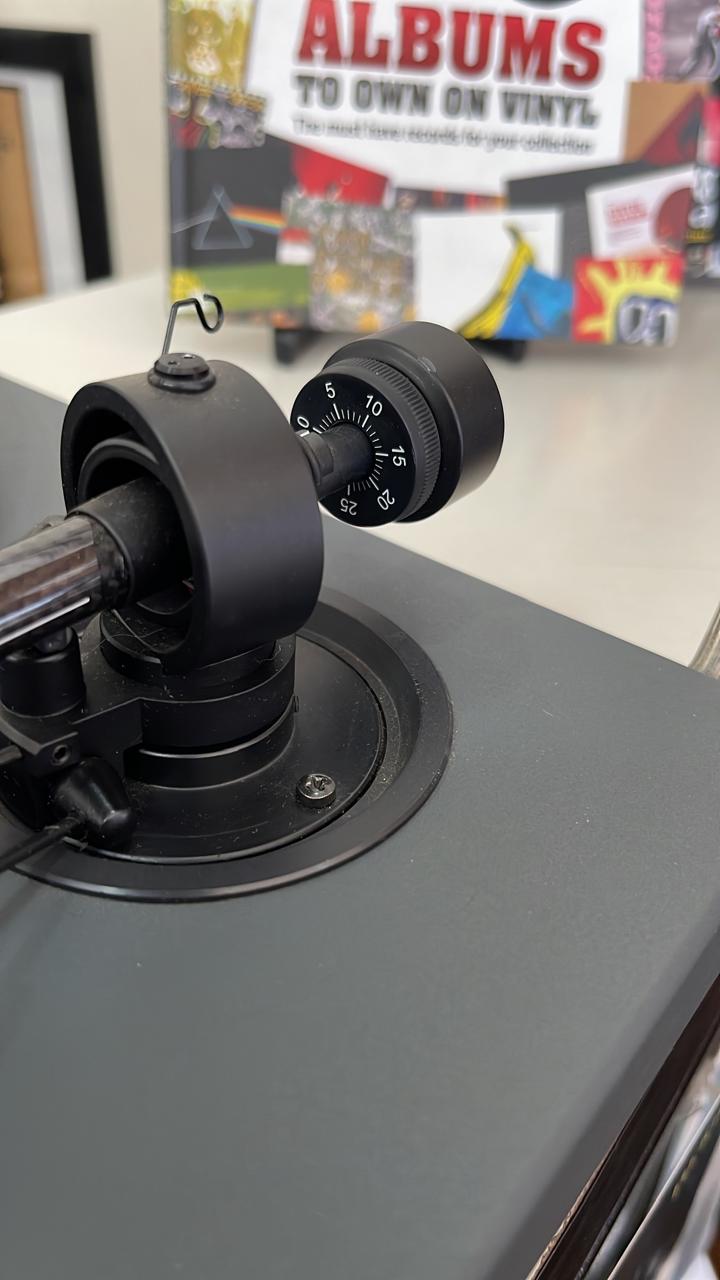 Tornamesa Pro-Ject Xpression II con mejoras (Usada)